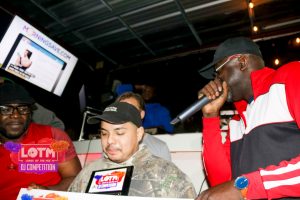 Dj Mixmaster Brown Presenting Star Prize To Dj Krooks (2019 Winner)