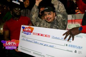 Dj Mixmaster Brown Presenting Star Prize To Dj Krooks (2019 Winner)